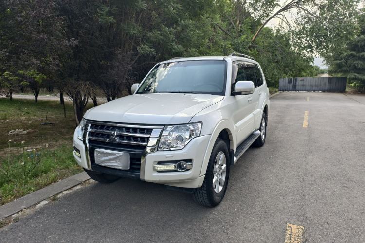 Used Mitsubishi Pajero 2019 3.0L Automatic Comfort Edition Exterior 1