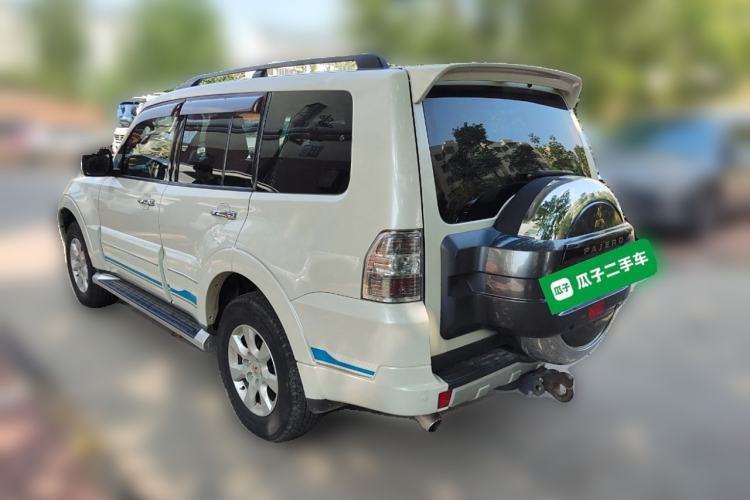 Used Mitsubishi Pajero 2019 3.0L Automatic Luxury Edition Exterior 3