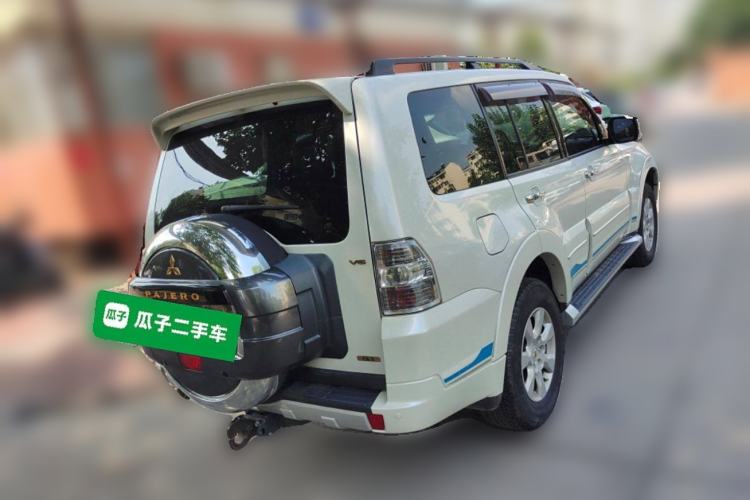 Used Mitsubishi Pajero 2019 3.0L Automatic Luxury Edition Exterior 5
