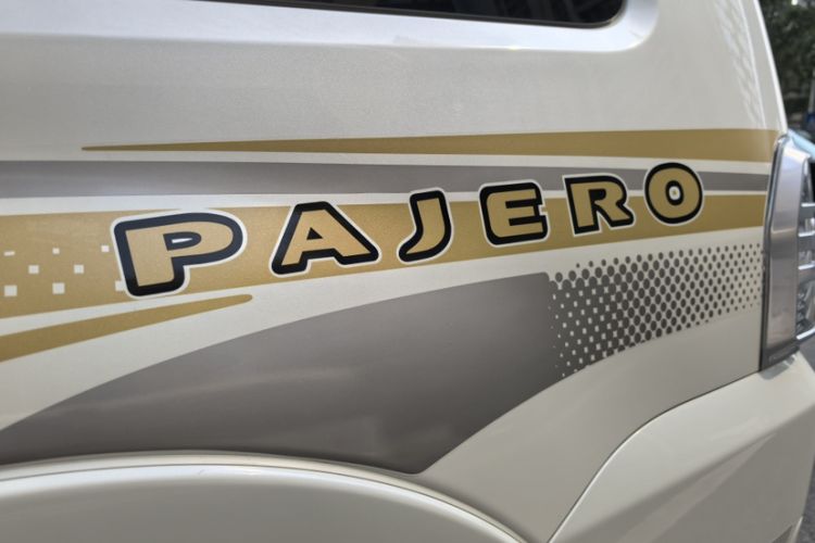 Used Mitsubishi Pajero 2019 3.0L Automatic Comfort Edition Exterior 9