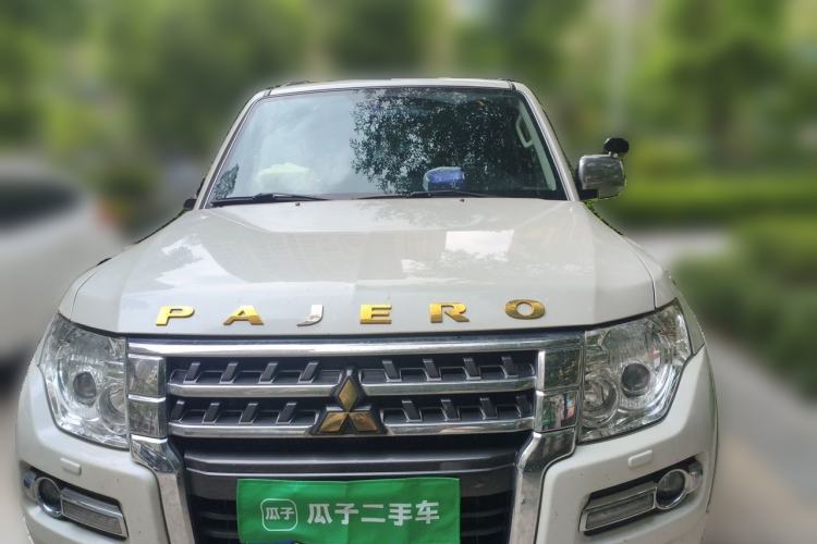 Used Mitsubishi Pajero 2019 3.0L Automatic Prestige Edition Front