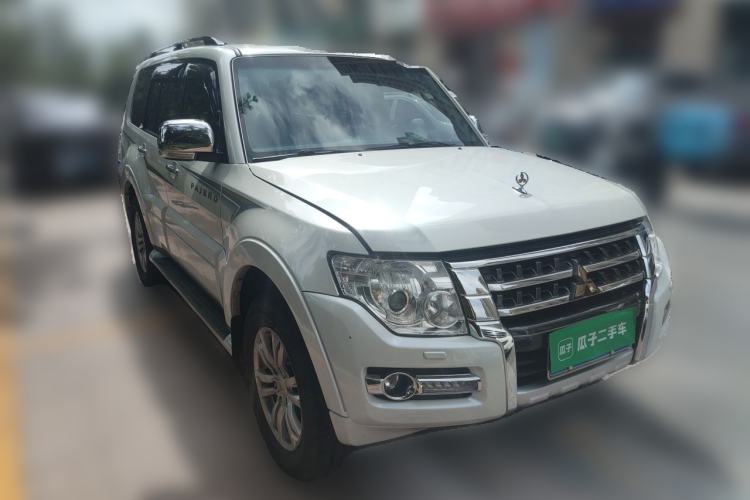 Used Mitsubishi Pajero 2019 3.0L Automatic Prestige Edition Front Right 45 Deg