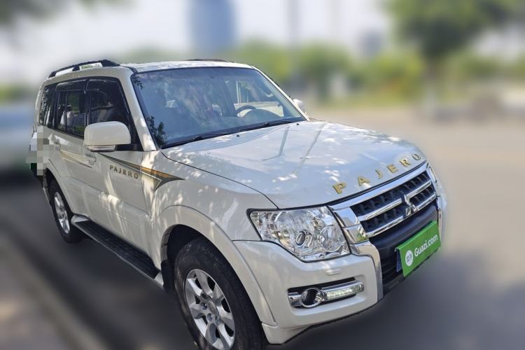 Used Mitsubishi Pajero 2019 3.0L Automatic Comfort Edition Front Right 45 Deg