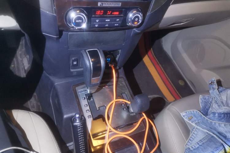 Used Mitsubishi Pajero  Gear Lever