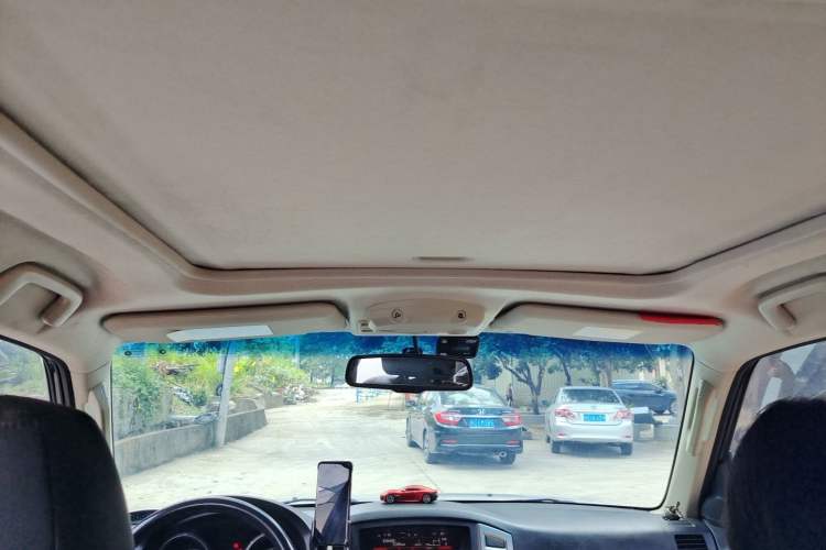 Used Mitsubishi Pajero 2019 3.0L Automatic Comfort Edition Headliner
