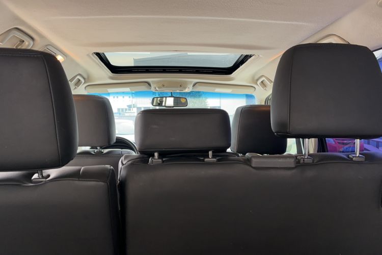 Used Mitsubishi Pajero 2019 3.0L Automatic Comfort Edition Headliner