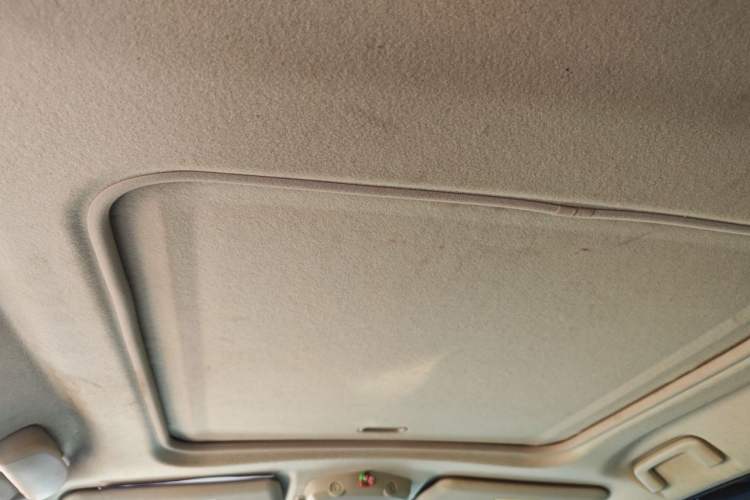 Used Mitsubishi Pajero  Headliner