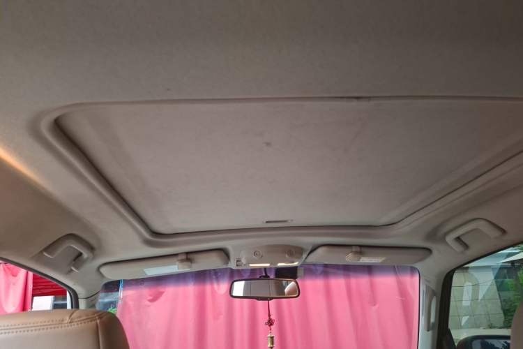 Used Mitsubishi Pajero 2019 V97 3.8L 5-Door GLS Middle East Edition Headliner