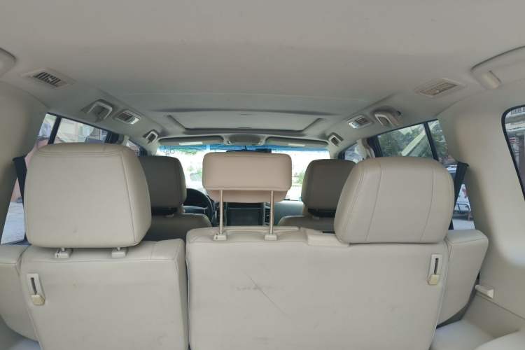 Used Mitsubishi Pajero  Headliner