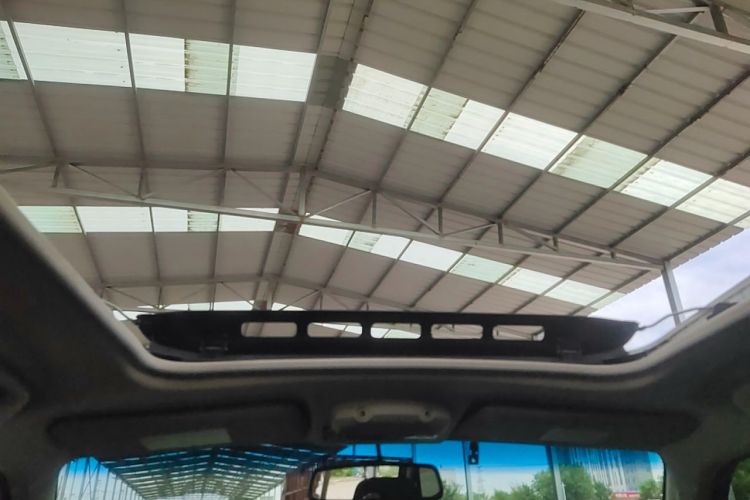 Used Mitsubishi Pajero 2019 3.0L Automatic Standard Edition Headliner