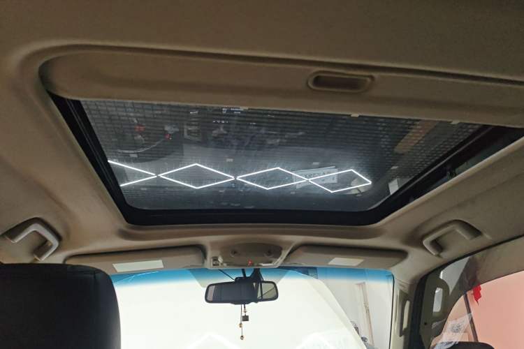 Used Mitsubishi Pajero 2019 3.0L Automatic Prestige Edition Headliner