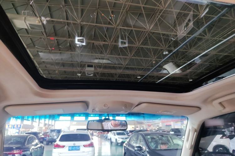 Used Mitsubishi Pajero 2019 V97 3.8L 5-Door GLS Middle East Edition Headliner