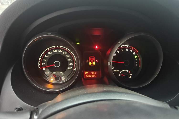 Used Mitsubishi Pajero  Instrument Cluster