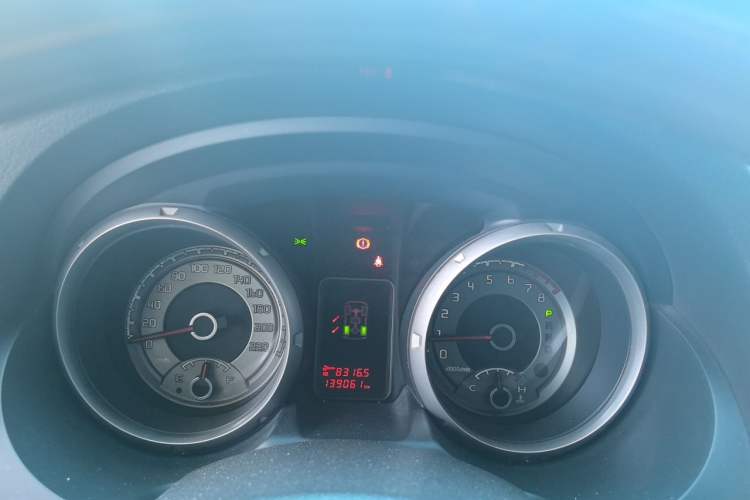 Used Mitsubishi Pajero  Instrument Cluster