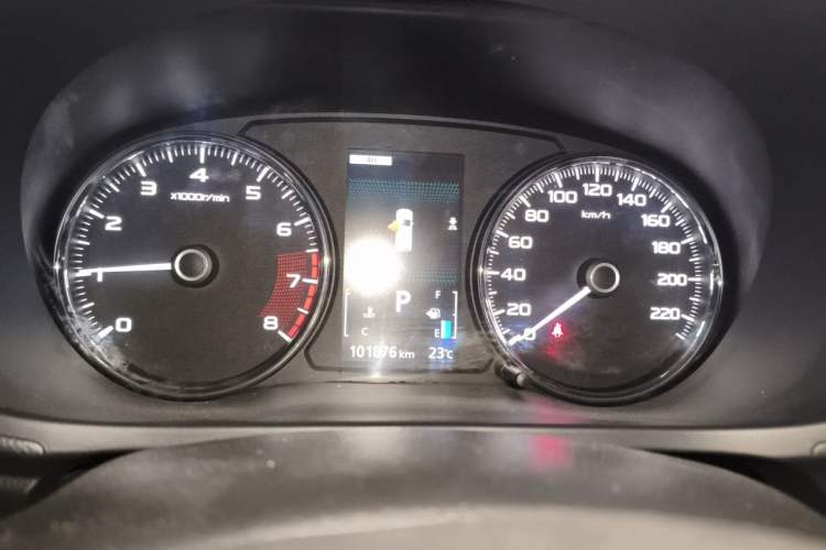 Used Mitsubishi Pajero  Instrument Cluster