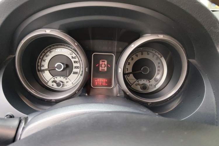 Used Mitsubishi Pajero 2019 V97 3.8L 5-Door GLS Middle East Edition Instrument Cluster