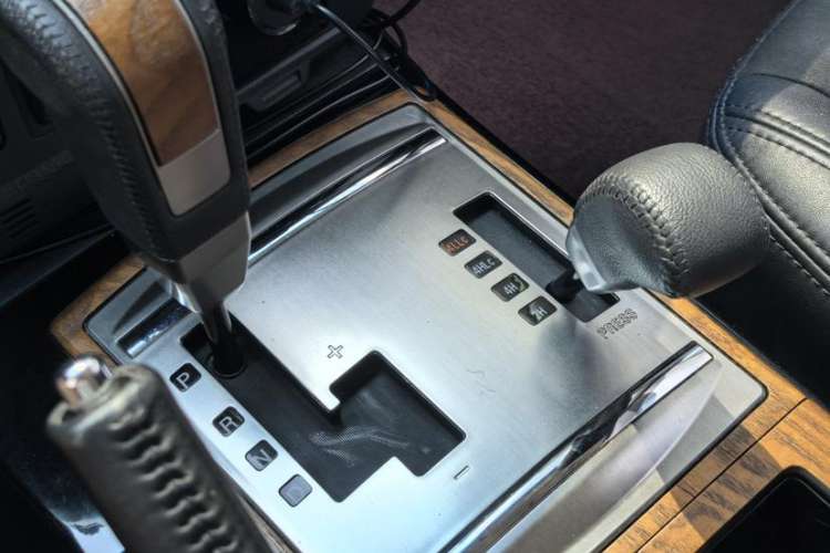 Used Mitsubishi Pajero 2019 3.0L Automatic Comfort Edition Interior 14