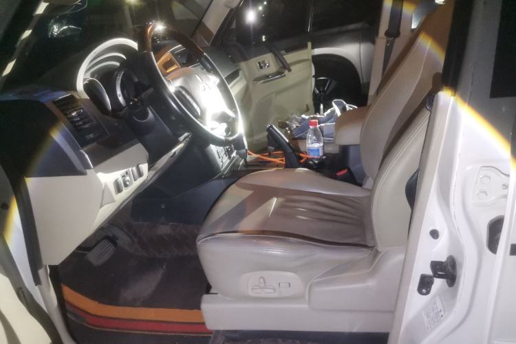 Used Mitsubishi Pajero  Left Front Seat