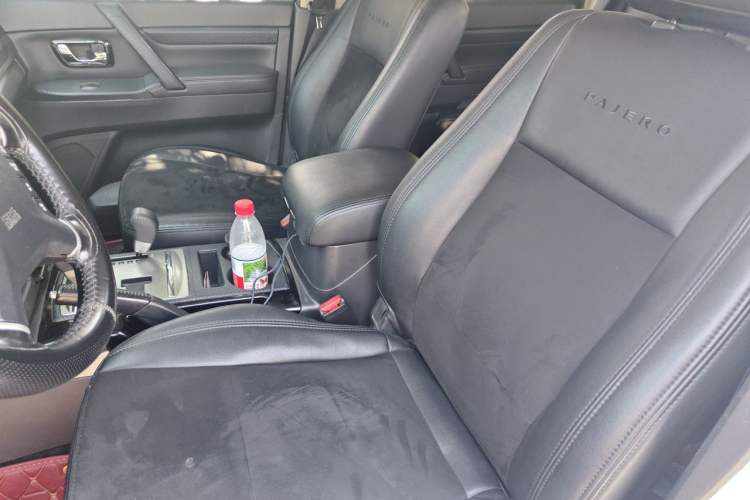 Used Mitsubishi Pajero 2019 3.0L Automatic Comfort Edition Left Front Seat