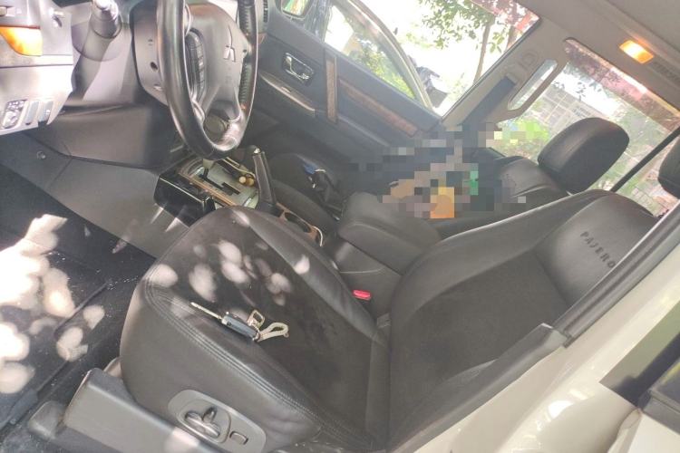 Used Mitsubishi Pajero 2019 3.0L Automatic Comfort Edition Left Front Seat