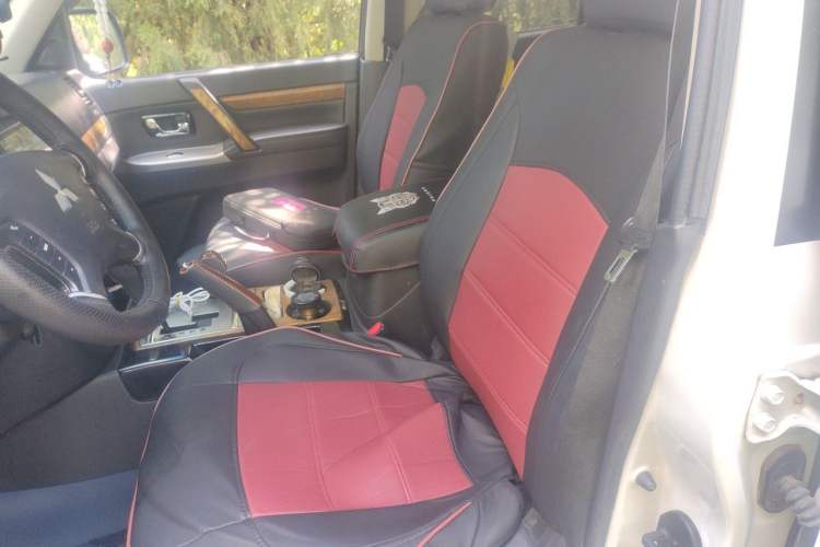 Used Mitsubishi Pajero 2019 3.0L Automatic Standard Edition Left Front Seat