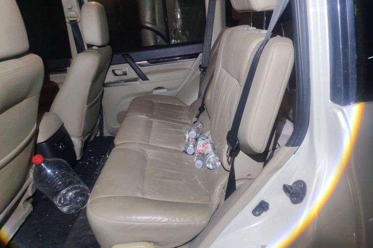 Used Mitsubishi Pajero  Left Rear Seat