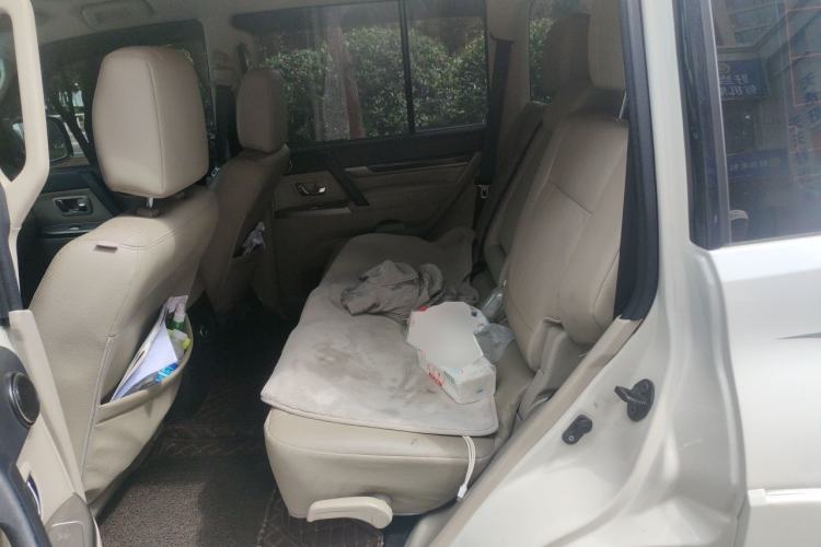 Used Mitsubishi Pajero 2019 3.0L Automatic Prestige Edition Left Rear Seat