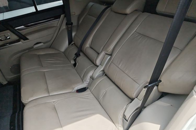 Used Mitsubishi Pajero  Left Rear Seat