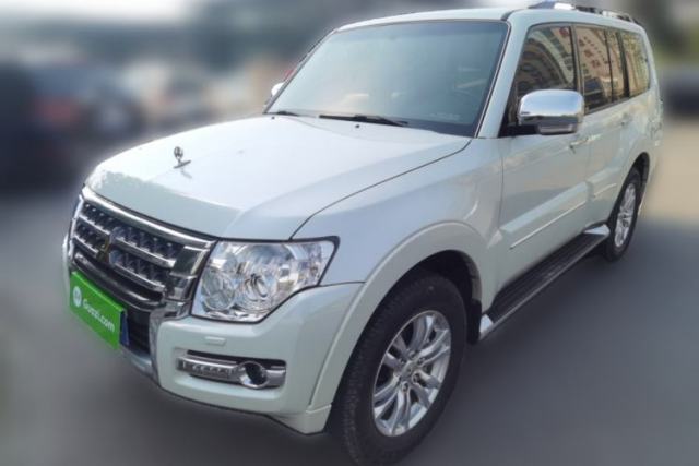 Used Mitsubishi Pajero 