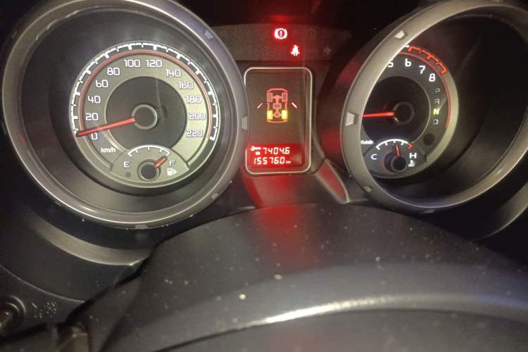 Used Mitsubishi Pajero 2019 3.0L Automatic Comfort Edition Odometer Close Up
