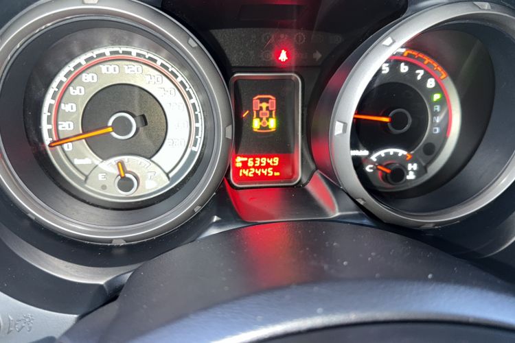 Used Mitsubishi Pajero 2019 3.0L Automatic Standard Edition Odometer Close Up