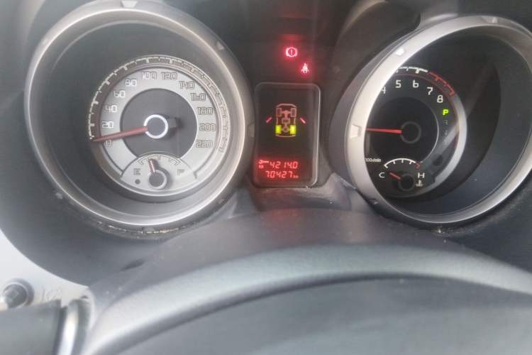Used Mitsubishi Pajero 2019 V97 3.8L 5-Door GLS Middle East Edition Odometer Close Up