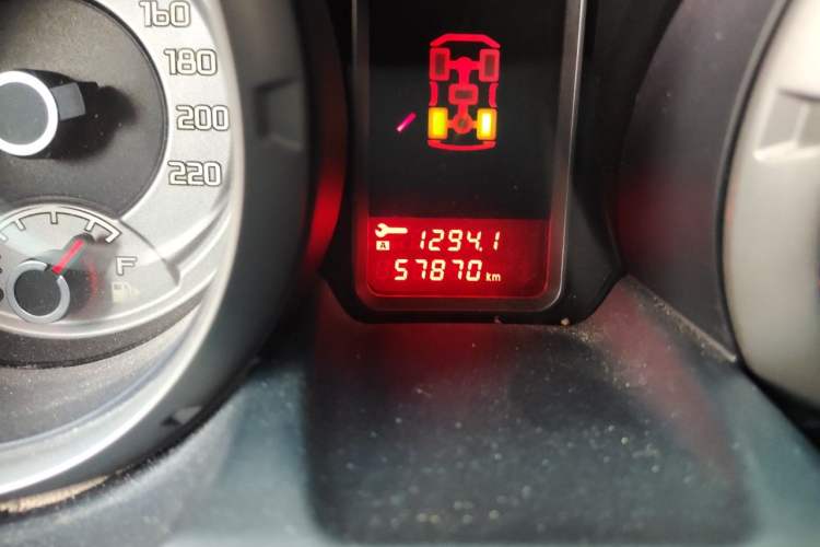 Used Mitsubishi Pajero 2019 3.0L Automatic Standard Edition Odometer Close Up