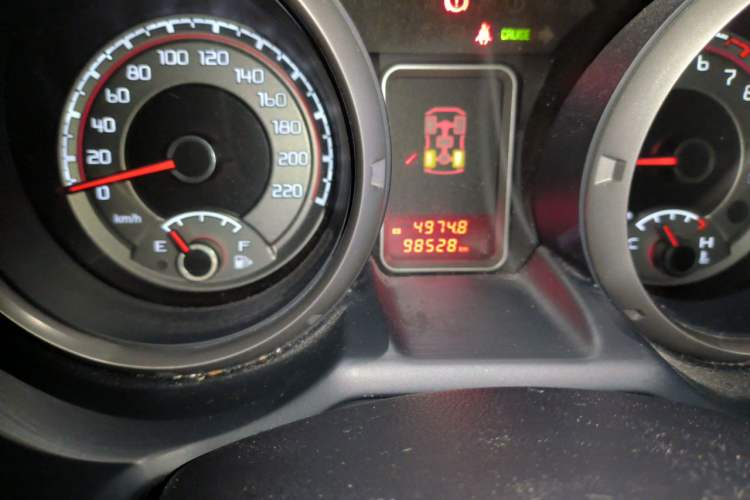 Used Mitsubishi Pajero  Odometer Close Up
