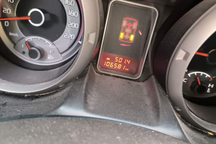 Used Mitsubishi Pajero 2019 3.0L Automatic Standard Edition Odometer Close Up