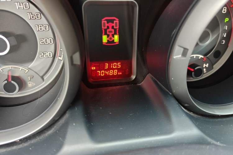 Used Mitsubishi Pajero 2019 3.0L Automatic Standard Edition Odometer Close Up