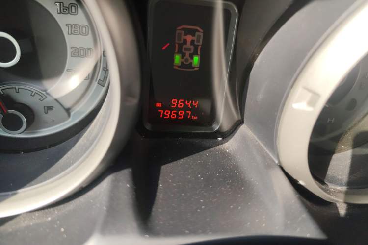 Used Mitsubishi Pajero 2019 3.0L Automatic Standard Edition Odometer Close Up
