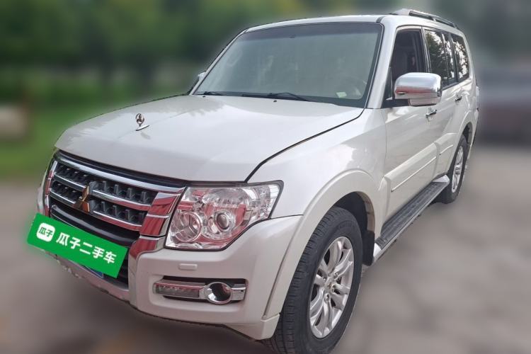 Used Mitsubishi Pajero 2019 V97 3.8L 5-Door GLS Middle East Edition Guazi used car, China used car export, Used car for sale, Used  cars, Cheapest cars for sale