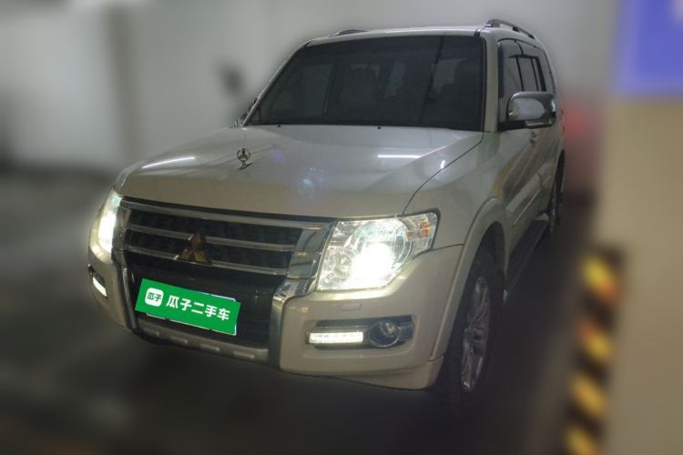 Used Mitsubishi Pajero 2019 V97 3.8L 5-Door GLS Sunroof Dual Differential – Middle East Guazi used car, China used car export, Used car for sale, Used  cars, Cheapest cars for sale