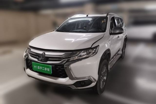 Used Mitsubishi Pajero 