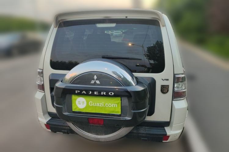 Used Mitsubishi Pajero 2019 3.0L Automatic Comfort Edition Rear
