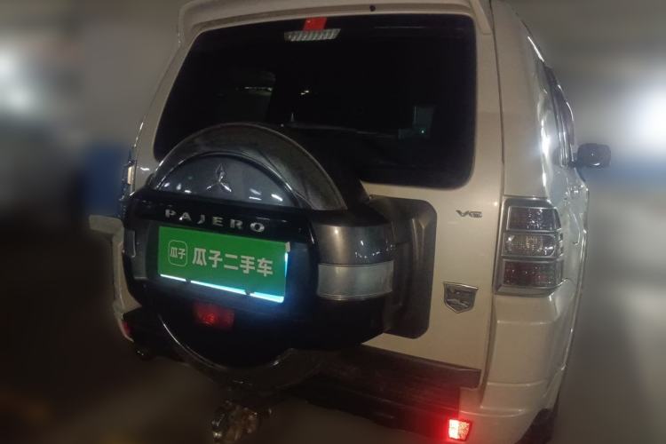 Used Mitsubishi Pajero 2019 3.0L Automatic Comfort Edition Rear