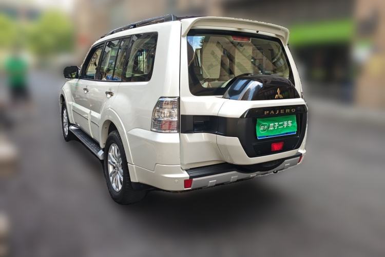 Used Mitsubishi Pajero 2019 V97 3.8L 5-Door GLS Middle East Edition Rear Left 45 Deg