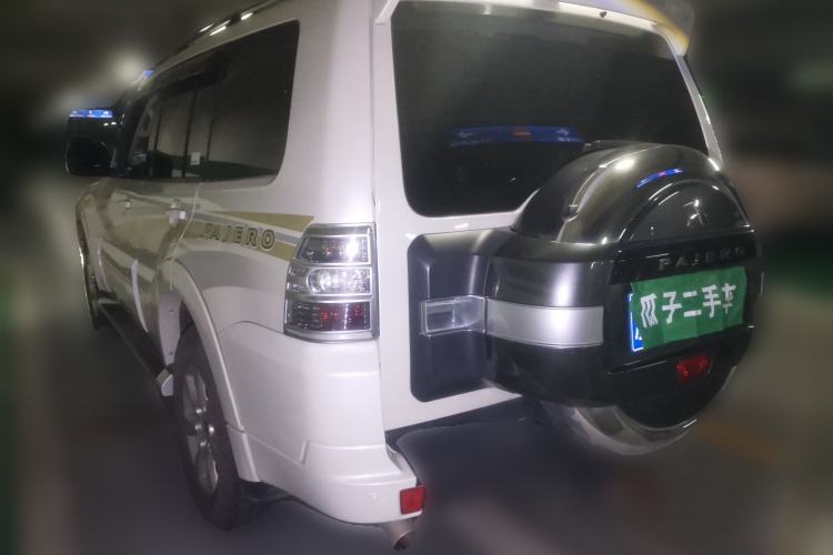 Used Mitsubishi Pajero 2019 3.0L Automatic Standard Edition Rear Left 45 Deg