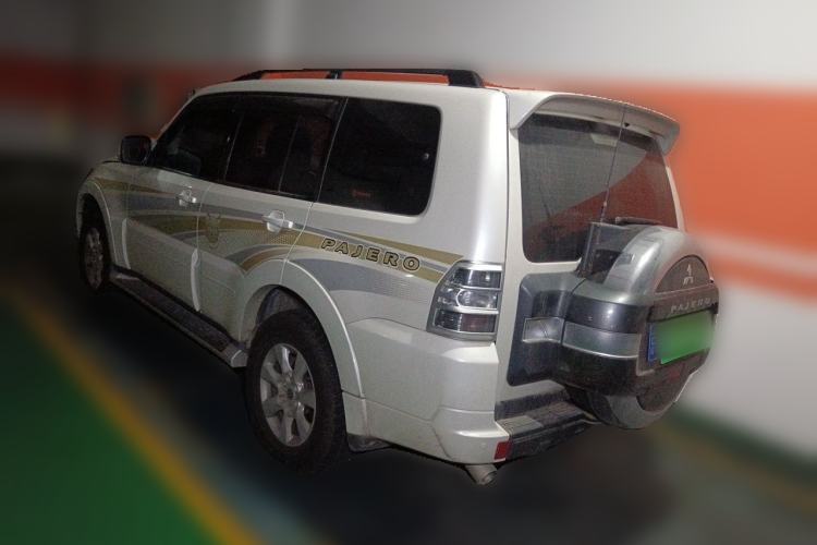 Used Mitsubishi Pajero 2019 3.0L Automatic Comfort Edition Rear Left 45 Deg