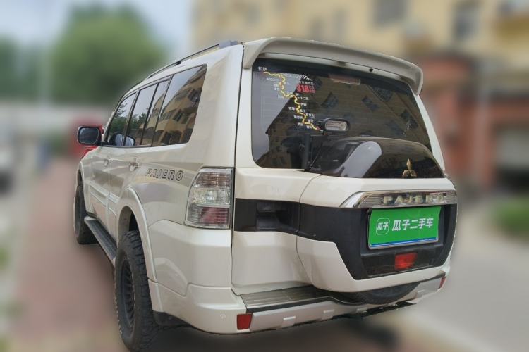 Used Mitsubishi Pajero  Rear Left 45 Deg