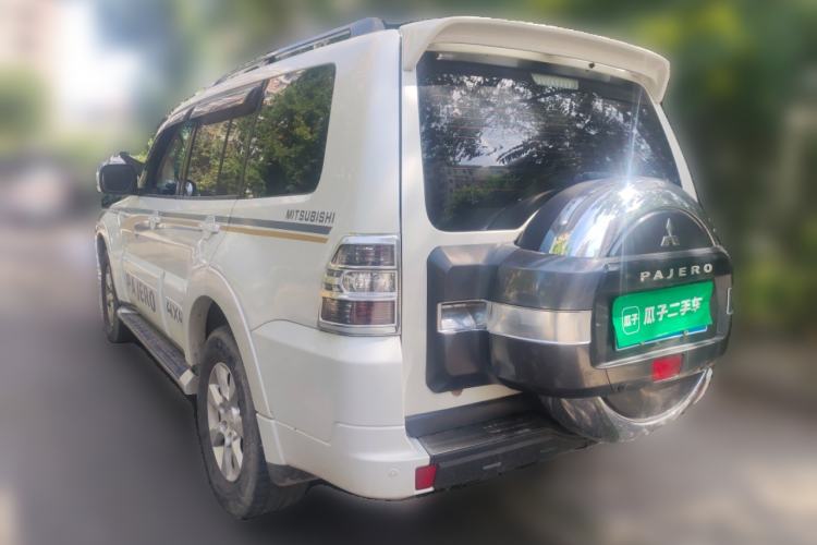 Used Mitsubishi Pajero 2019 3.0L Automatic Standard Edition Rear Left 45 Deg