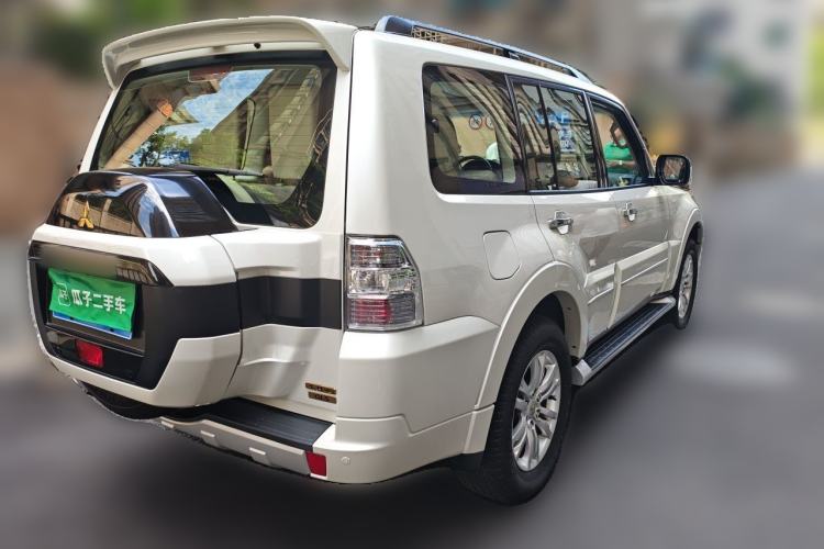 Used Mitsubishi Pajero 2019 V97 3.8L 5-Door GLS Middle East Edition Rear Right 45 Deg