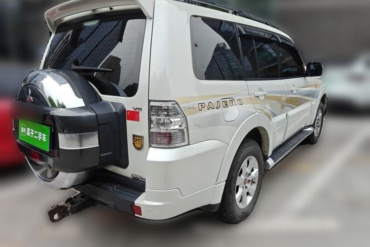 Used Mitsubishi Pajero 2019 3.0L Automatic Standard Edition Rear Right 45 Deg