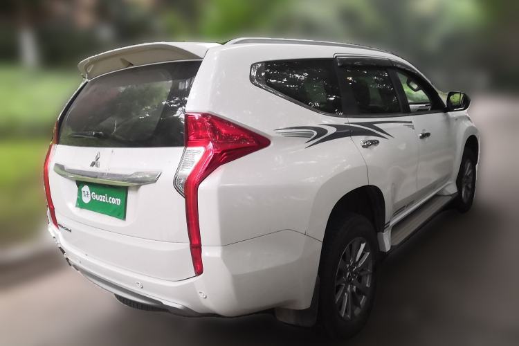 Used Mitsubishi Pajero 2019 3.0L Automatic Standard Edition Rear Right 45 Deg